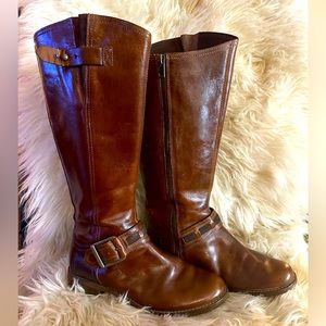 Timberland Leather Savin Hill BrownTall Boot — Size 8.5